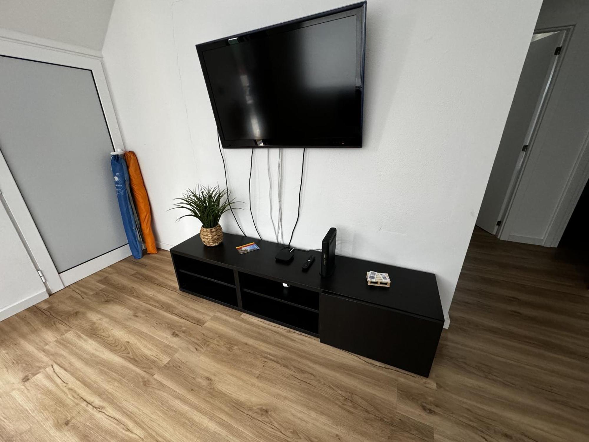 Sky & Ocean Villa Calheta  Room photo